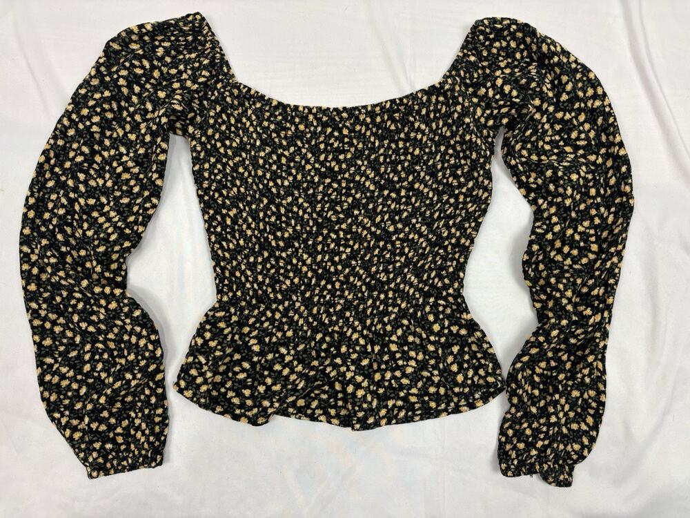 Hollister Smocked Floral Print Top XS Off The Shoulder Ruffle Cottage Y2K Boho
